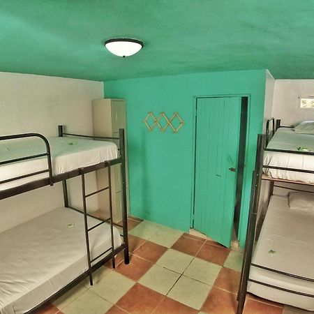 Blue Iguana Hotel Samara Ngoại thất bức ảnh