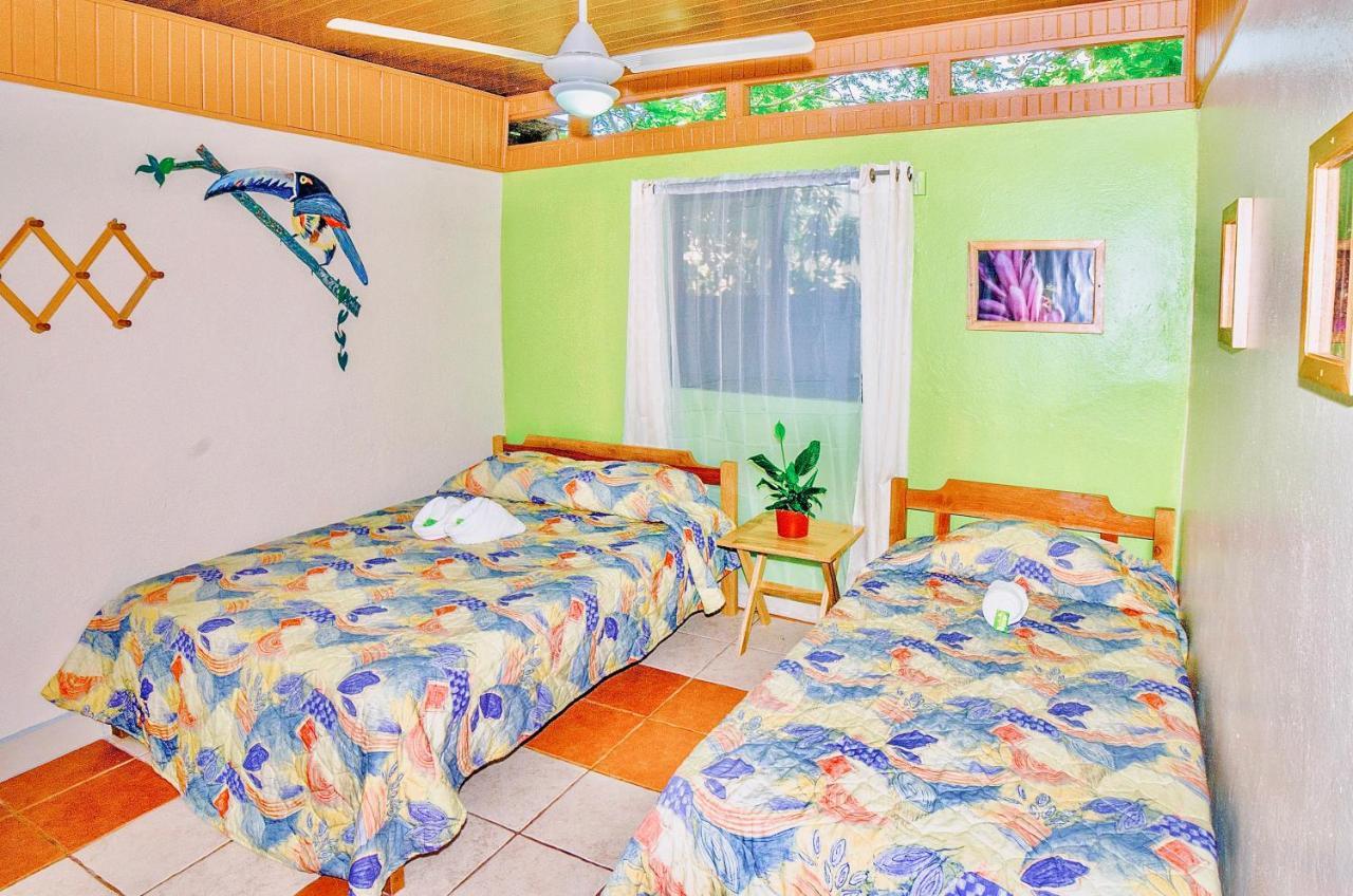 Blue Iguana Hotel Samara Ngoại thất bức ảnh