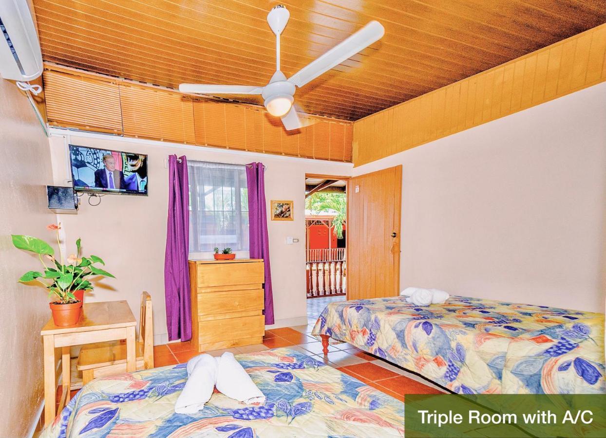 Blue Iguana Hotel Samara Ngoại thất bức ảnh