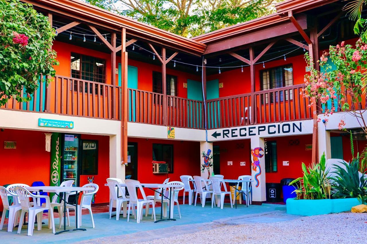 Blue Iguana Hotel Samara Ngoại thất bức ảnh