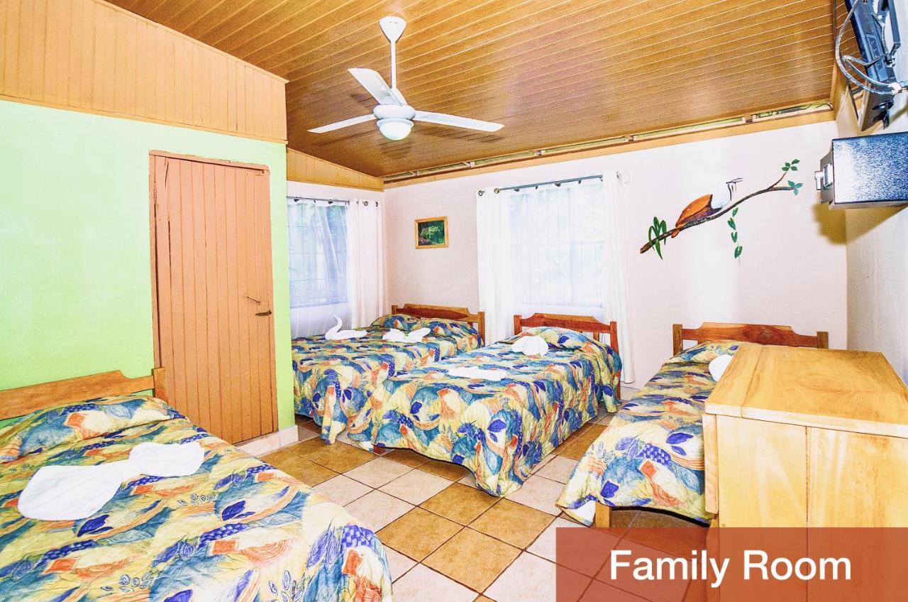 Blue Iguana Hotel Samara Ngoại thất bức ảnh