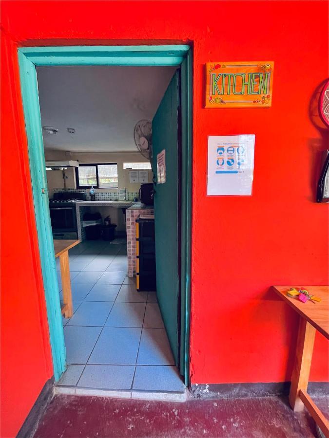 Blue Iguana Hotel Samara Ngoại thất bức ảnh