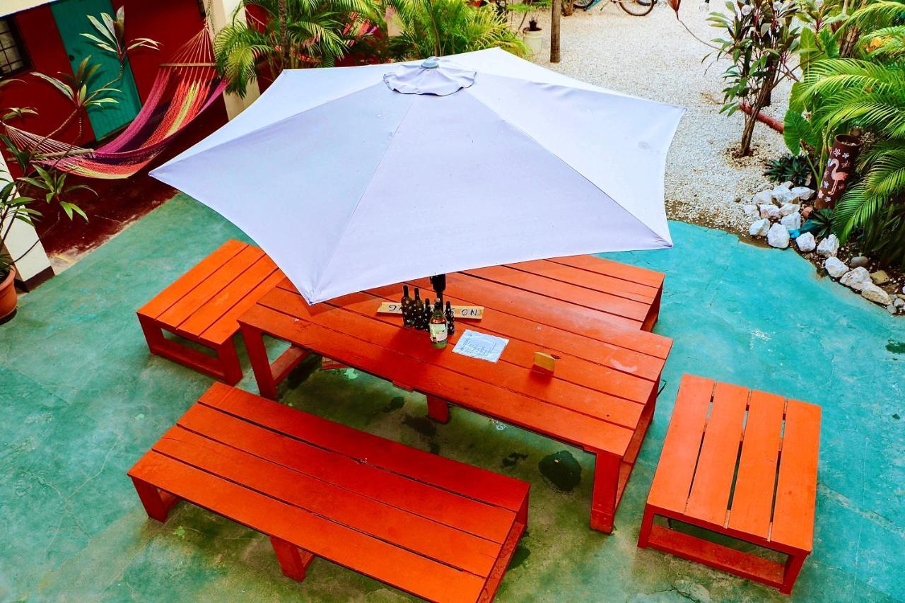 Blue Iguana Hotel Samara Ngoại thất bức ảnh