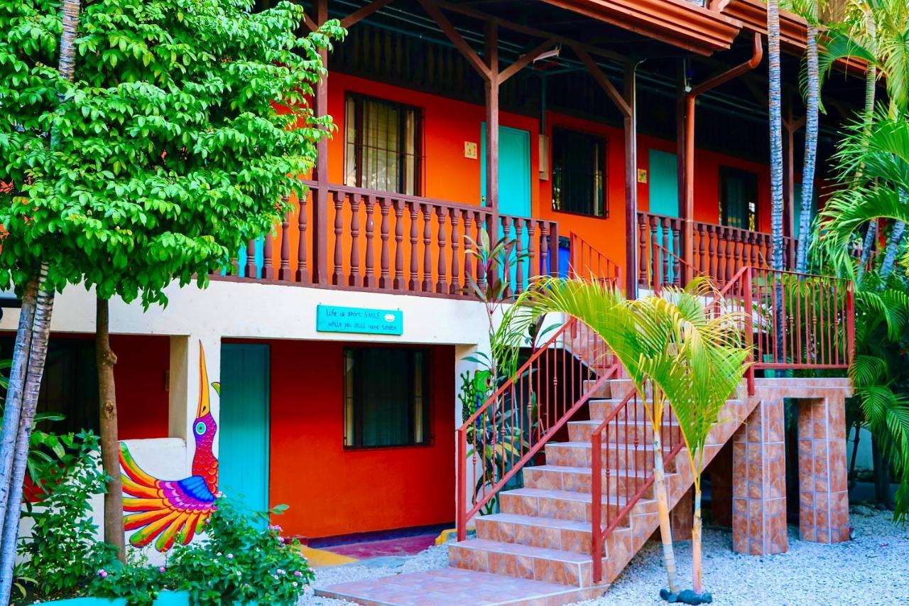 Blue Iguana Hotel Samara Ngoại thất bức ảnh