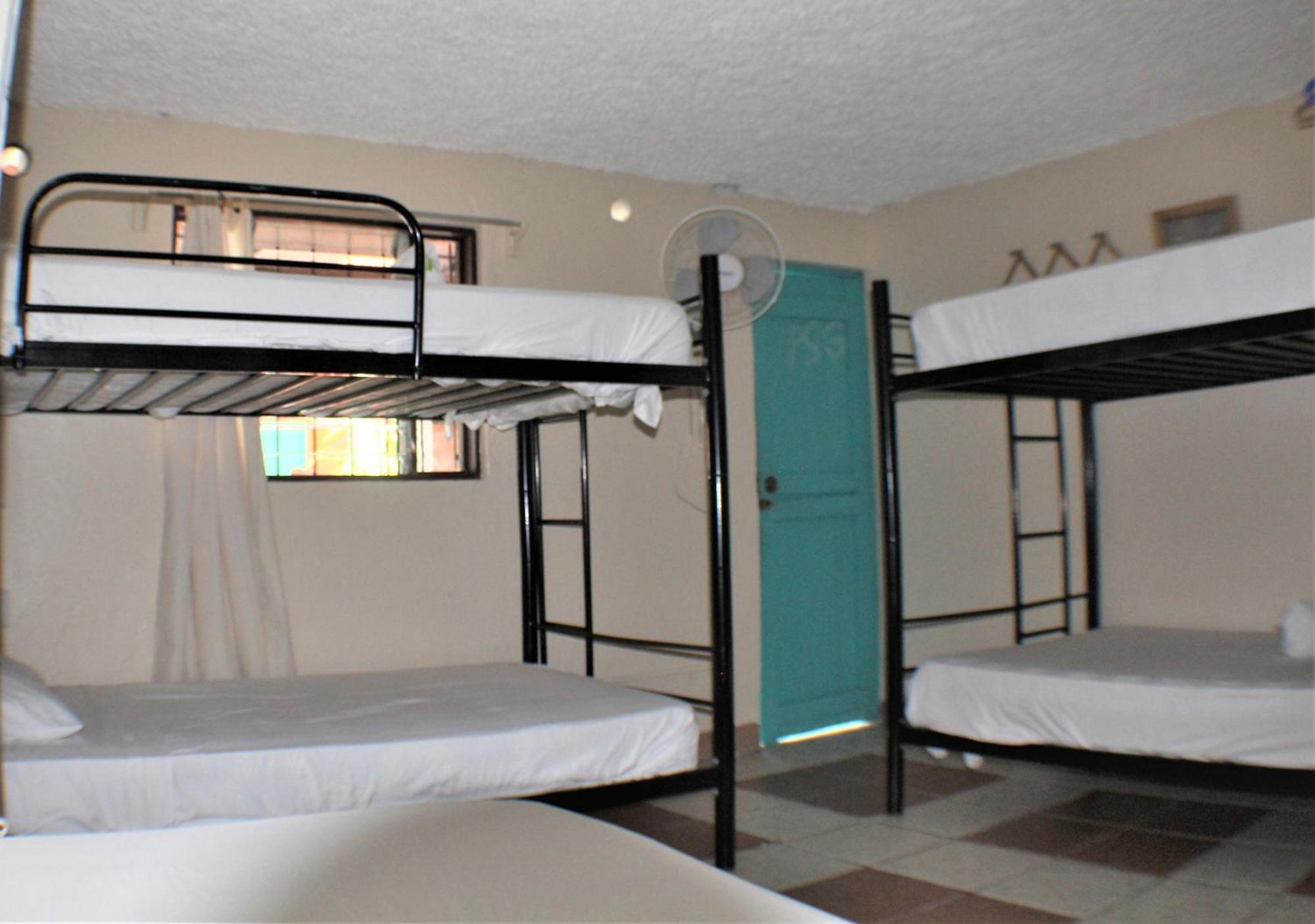 Blue Iguana Hotel Samara Ngoại thất bức ảnh