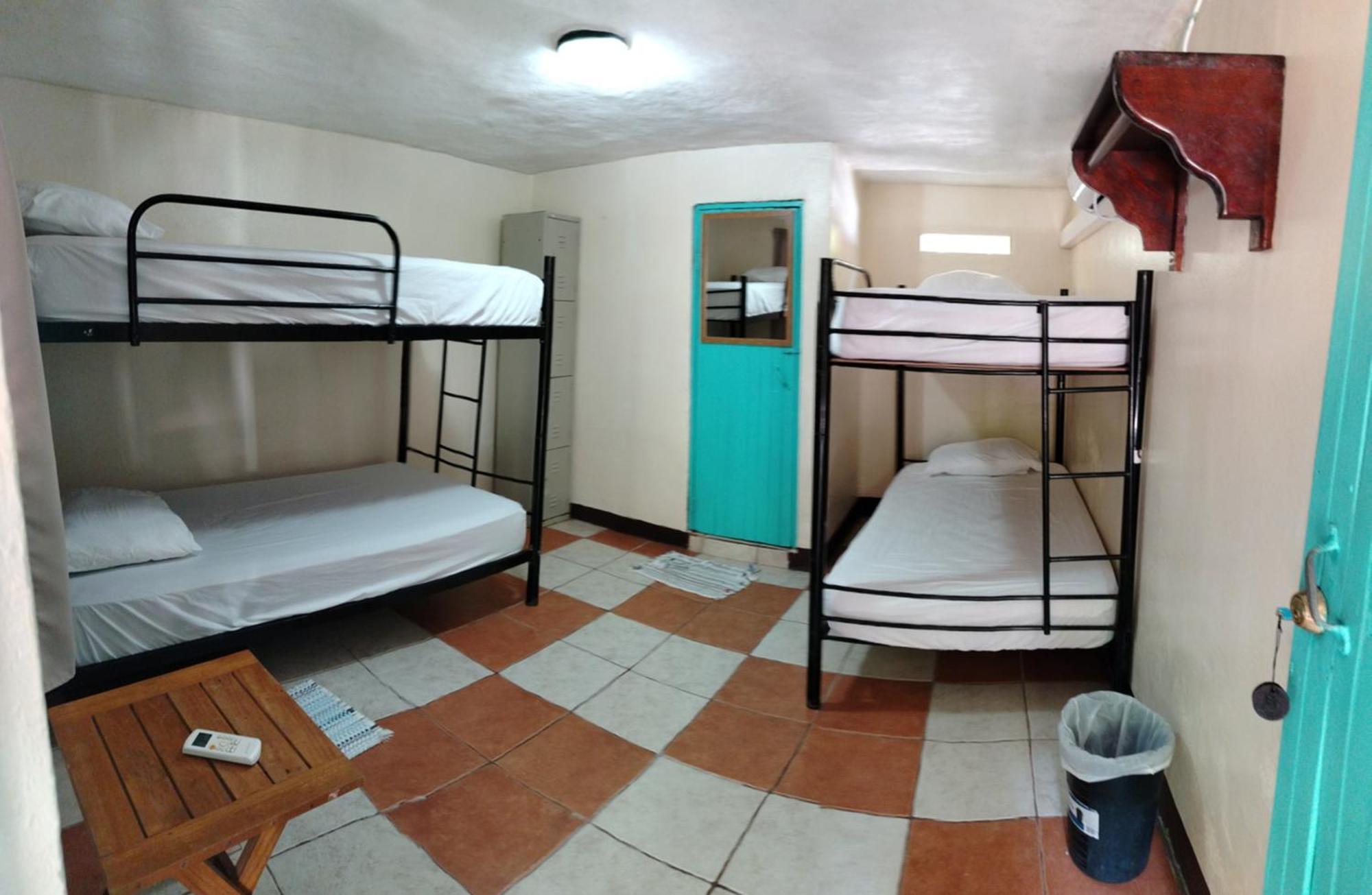 Blue Iguana Hotel Samara Ngoại thất bức ảnh