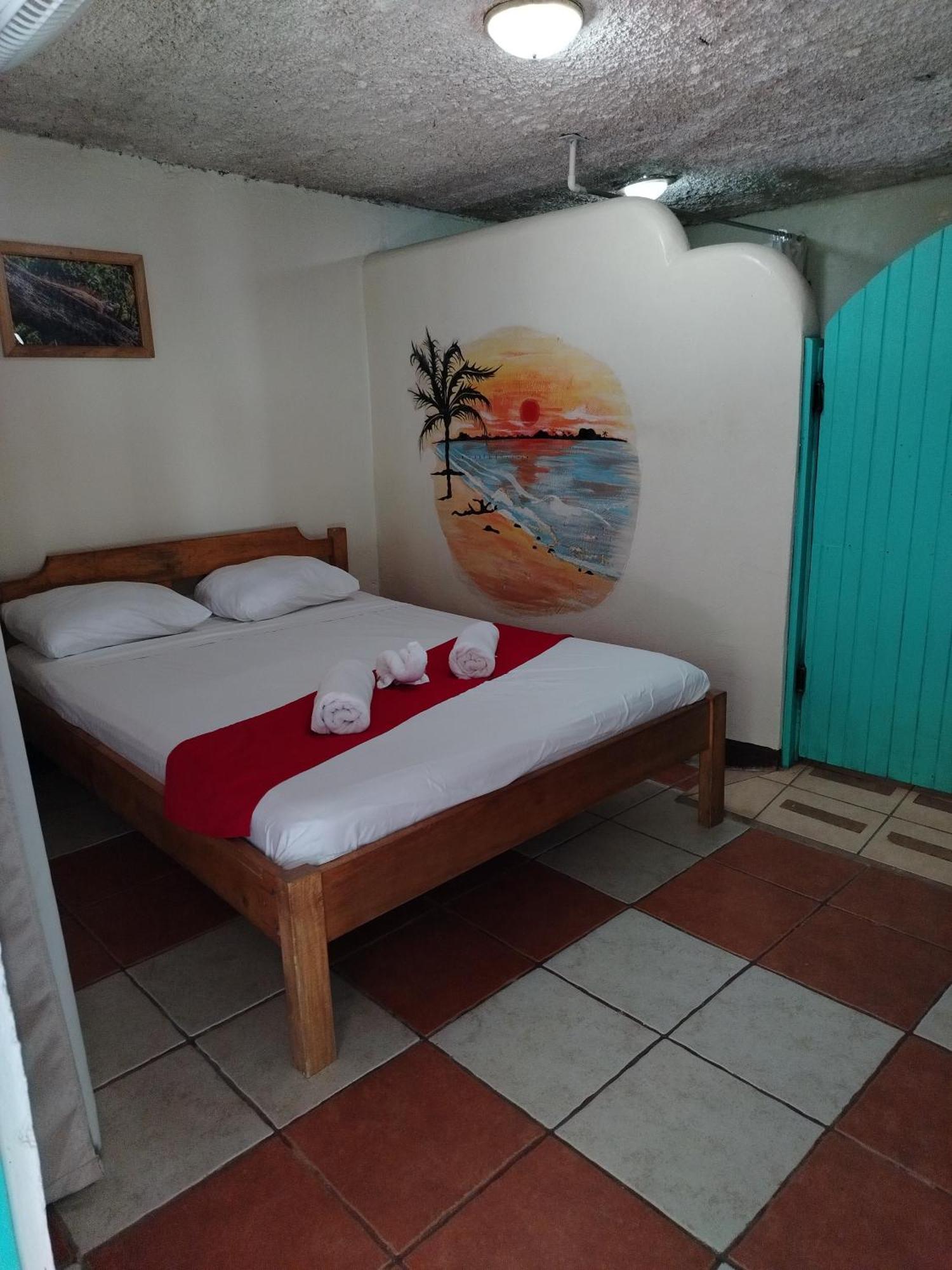 Blue Iguana Hotel Samara Ngoại thất bức ảnh